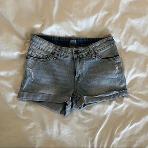 Urban Outfitters BDG Mid Rise Alexa Cuffed Denim Shorts Size 27W